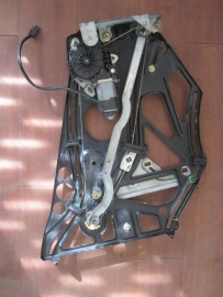 Mercedes Benz - Window Regulator - RIGHT REAR QUARTER